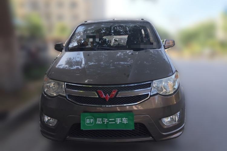 Used Wuling Hongguang 2014 1.5L S Standard Version Front