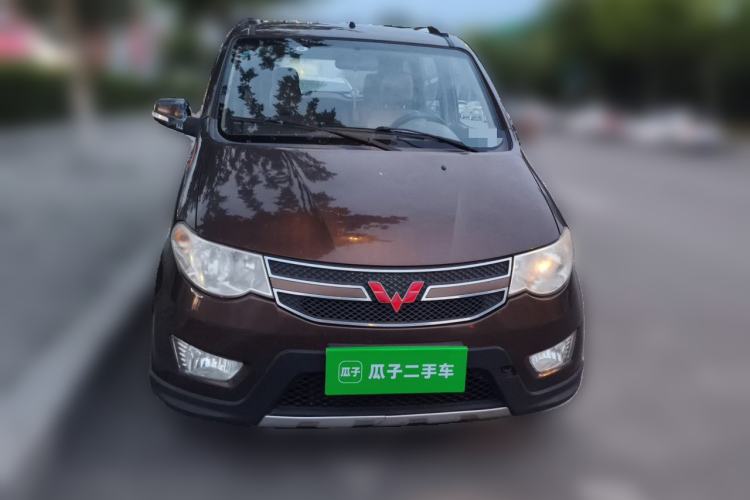 Used Wuling Hongguang 2014 1.5L S Luxury Model Front