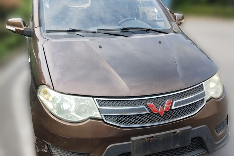 Used Wuling Hongguang 2014 1.5L S Comfort Model Front
