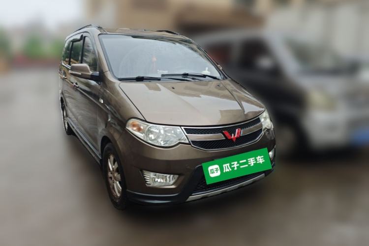 Used Wuling Hongguang 2014 1.2L S Comfort Model China IV Front Right 45 Deg