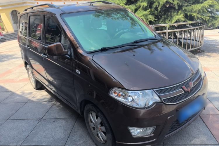 Used Wuling Hongguang 2014 1.5L S Standard Version Front Right 45 Deg