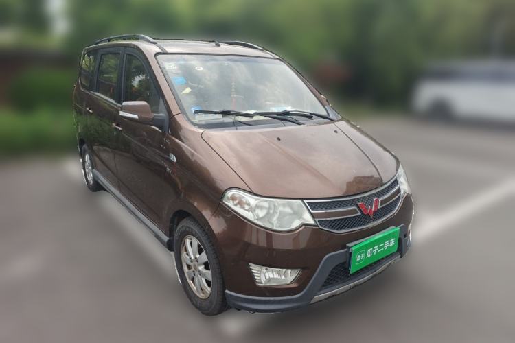 Used Wuling Hongguang 2014 1.5L S Comfort Model Front Right 45 Deg