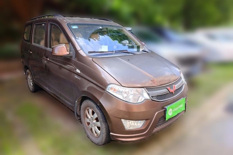 Used Wuling Hongguang 2014 1.5L S Standard Version Front Right 45 Deg