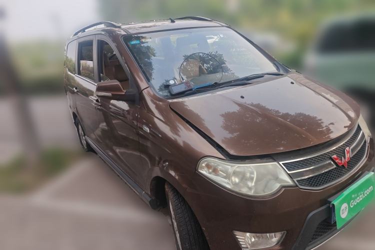 Used Wuling Hongguang 2014 1.2L S Standard Version China IV Standard Front Right 45 Deg