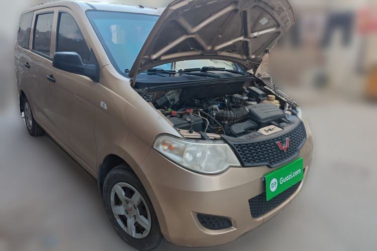 Used Wuling Hongguang 2014 1.2L Base Model China IV Front Right 45 Deg