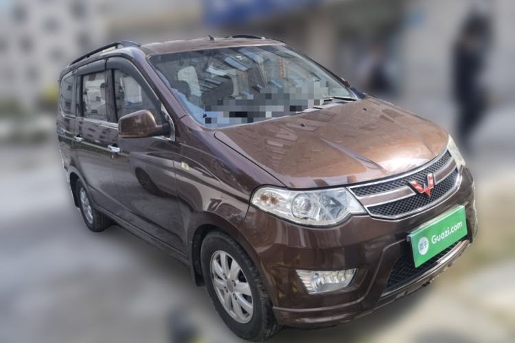 Used Wuling Hongguang 2014 1.5L S Standard Version Front Right 45 Deg
