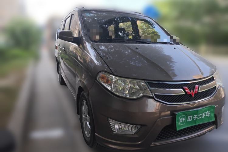 Used Wuling Hongguang 2014 1.5L S Standard Version Front Right 45 Deg