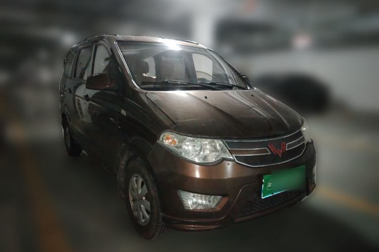 Used Wuling Hongguang 2014 1.2L S Standard Version China IV Standard Front Right 45 Deg