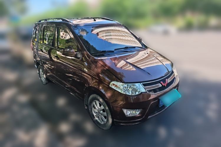 Used Wuling Hongguang 2014 1.2L S Standard Version China IV Standard Front Right 45 Deg
