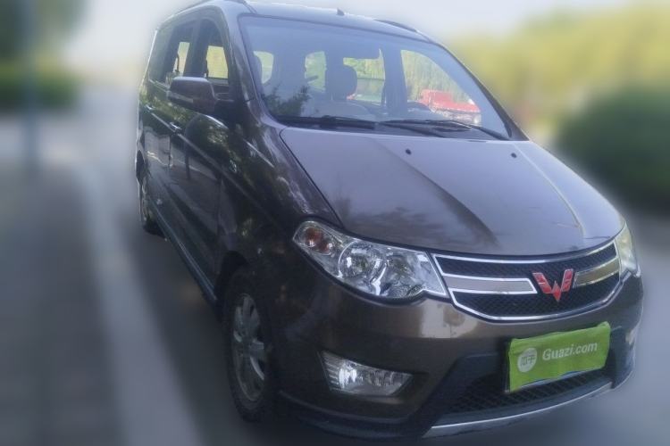 Used Wuling Hongguang 2014 1.5L S Luxury Model Front Right 45 Deg