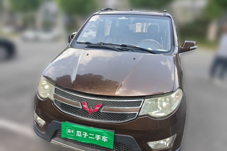 Used Wuling Hongguang 2014 1.5L S Comfort Model Front