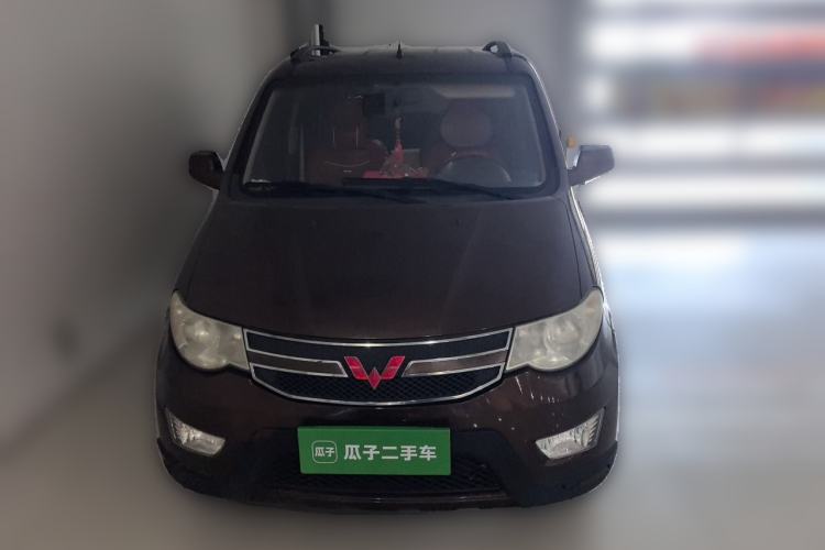 Used Wuling Hongguang 2014 1.5L S Standard Version Front