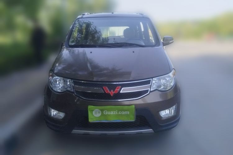 Used Wuling Hongguang 2014 1.5L S Luxury Model Front