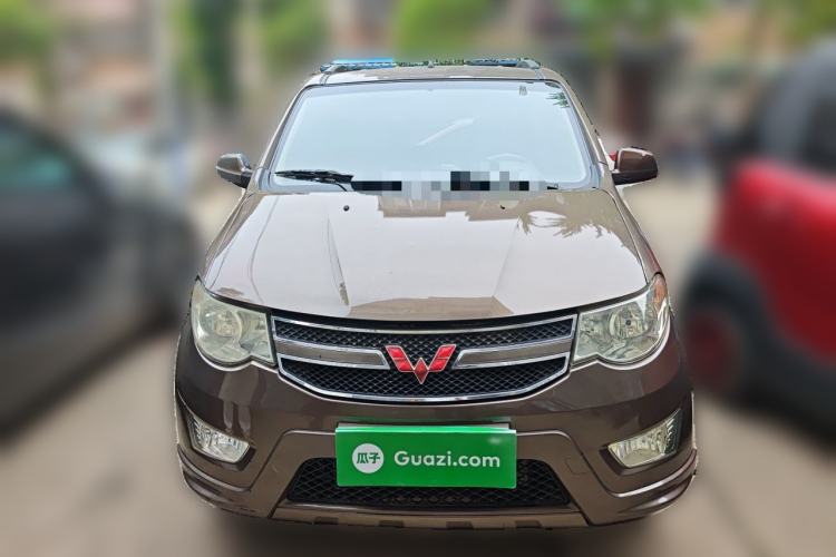 Used Wuling Hongguang 2014 1.5L S Standard Version Front