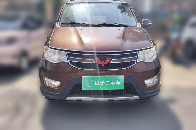 Used Wuling Hongguang 2014 1.5L S Comfort Model Front
