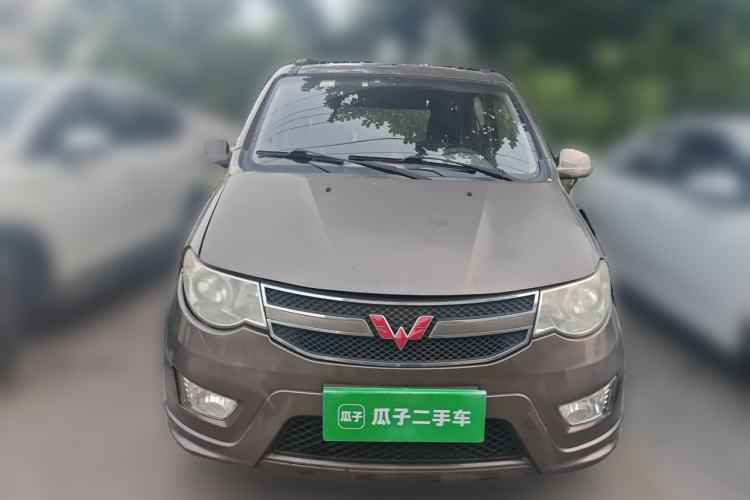 Used Wuling Hongguang 2014 1.5L S Standard Version Front