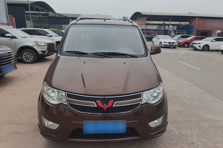 Used Wuling Hongguang 2014 1.5L S Standard Version Front