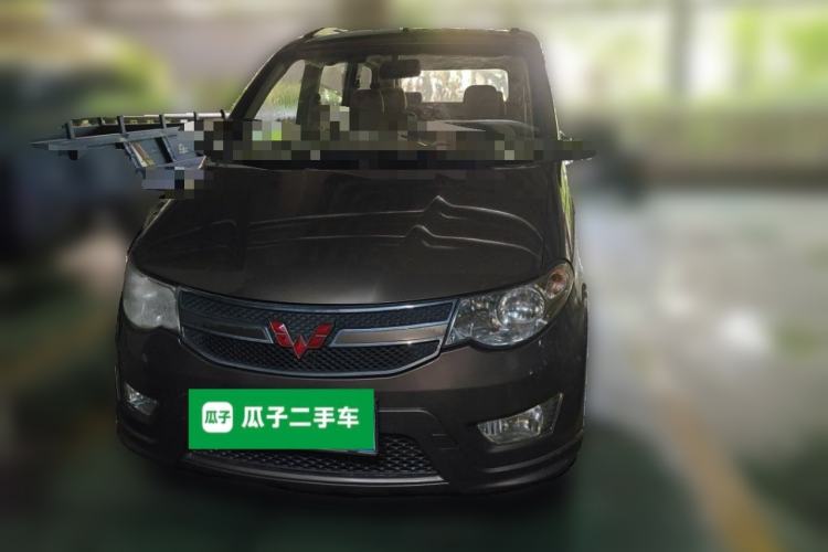 Used Wuling Hongguang 2014 1.5L S Standard Version Front