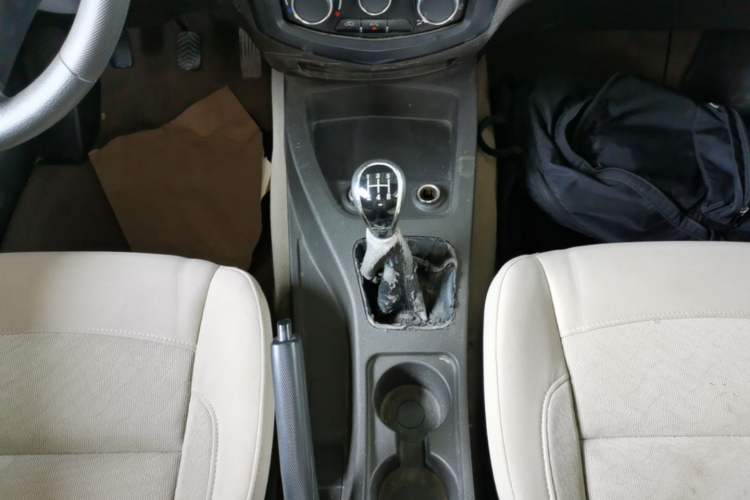 Used Wuling Hongguang 2014 1.5L S Standard Version Gear Lever