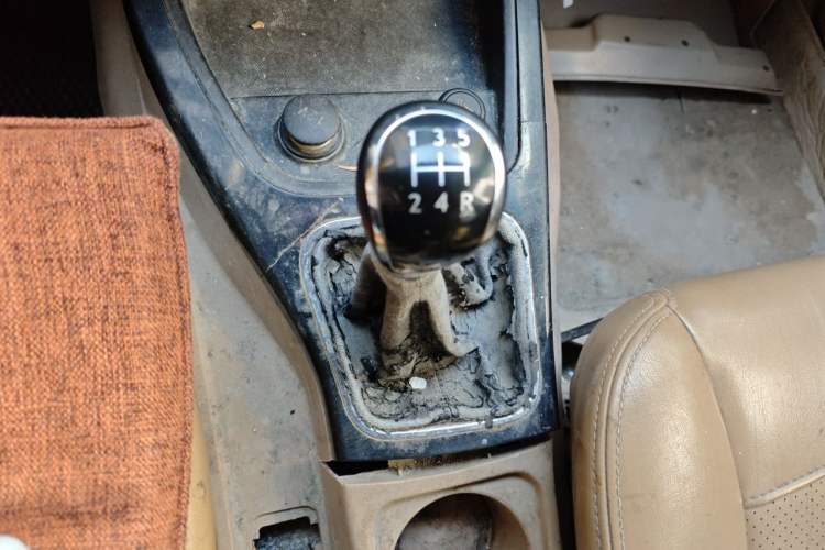 Used Wuling Hongguang 2014 1.5L S Luxury Model Gear Lever