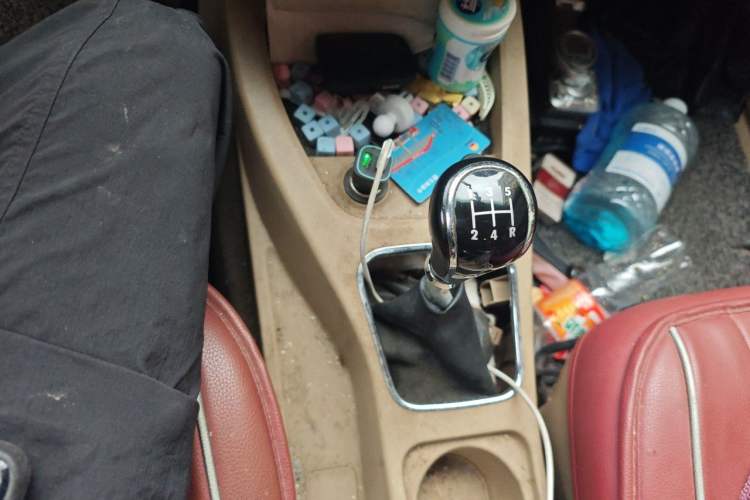 Used Wuling Hongguang 2014 1.2L S Comfort Model China IV Gear Lever