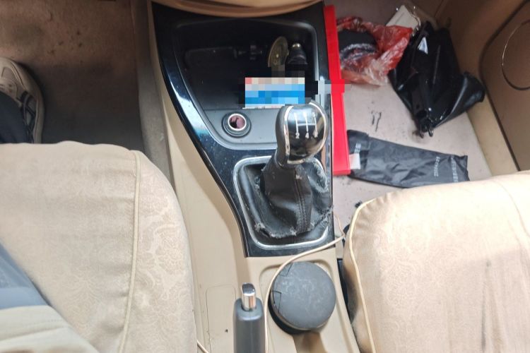 Used Wuling Hongguang 2014 1.5L S Luxury Model Gear Lever