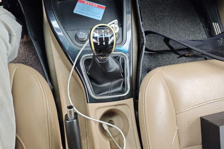 Used Wuling Hongguang 2014 1.5L S Luxury Model Gear Lever