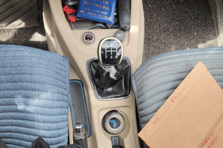 Used Wuling Hongguang 2014 1.2L S Comfort Model China IV Gear Lever