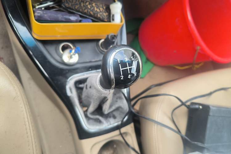 Used Wuling Hongguang 2014 1.5L S Luxury Model Gear Lever