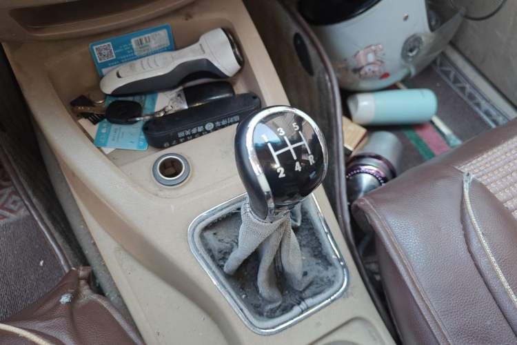 Used Wuling Hongguang 2014 1.2L S Comfort Model China IV Gear Lever