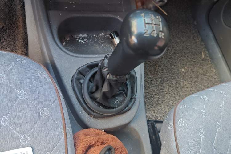 Used Wuling Hongguang 2014 1.2L Base Model China IV Gear Lever