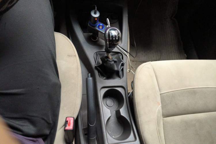 Used Wuling Hongguang 2014 1.5L S Standard Version Gear Lever