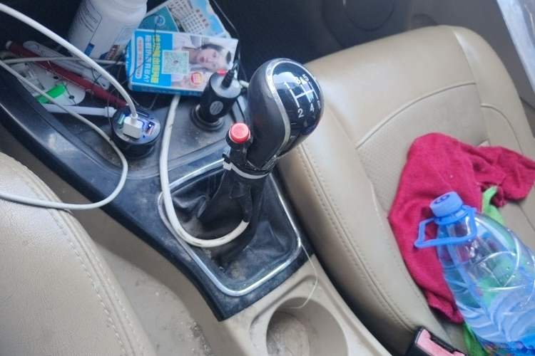 Used Wuling Hongguang 2014 1.5L S Luxury Model Gear Lever