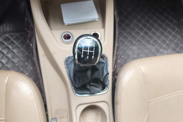 Used Wuling Hongguang 2014 1.5L S Comfort Model Gear Lever