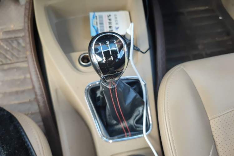 Used Wuling Hongguang 2014 1.5L S Comfort Model Gear Lever