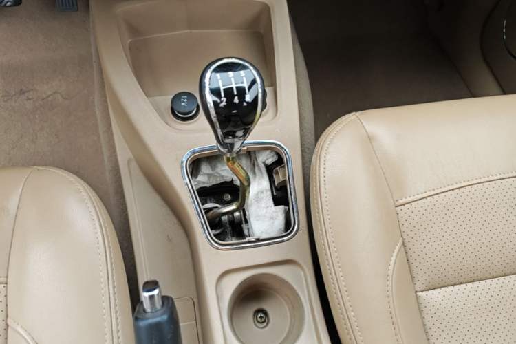 Used Wuling Hongguang 2014 1.5L S Comfort Model Gear Lever