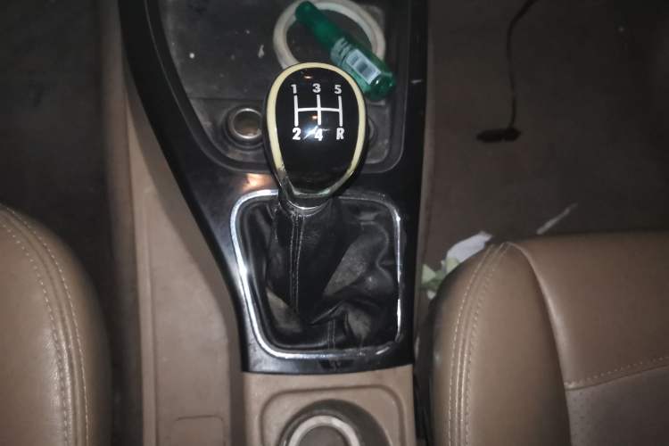 Used Wuling Hongguang 2014 1.5L S Luxury Model Gear Lever