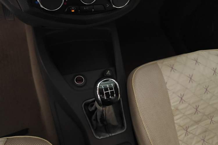 Used Wuling Hongguang 2014 1.5L S Standard Version Gear Lever