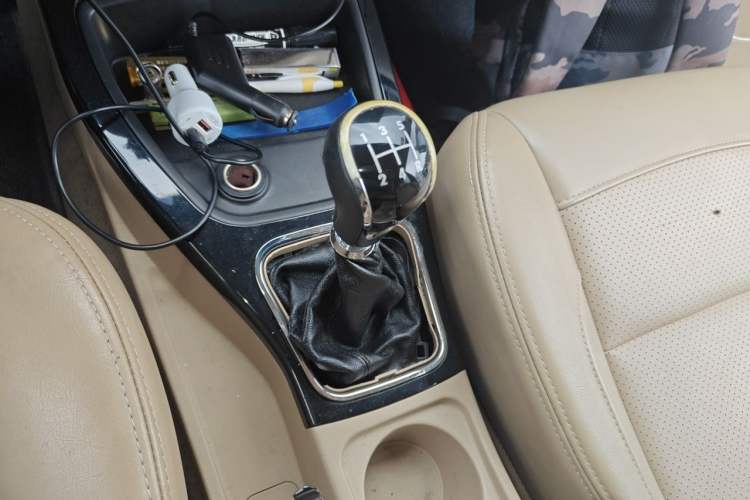 Used Wuling Hongguang 2014 1.5L S Comfort Model Gear Lever