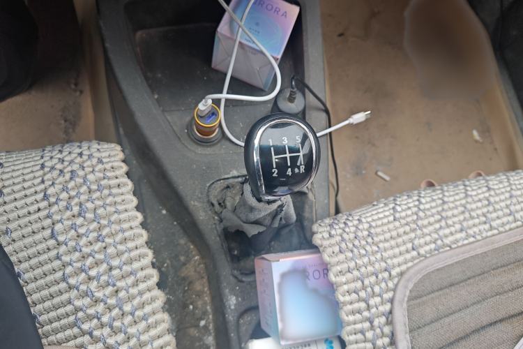 Used Wuling Hongguang 2014 1.5L S Standard Version Gear Lever