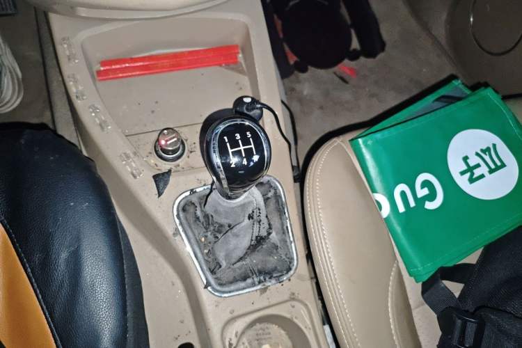 Used Wuling Hongguang 2014 1.5L S Comfort Model Gear Lever