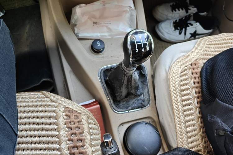 Used Wuling Hongguang 2014 1.5L S Comfort Model Gear Lever