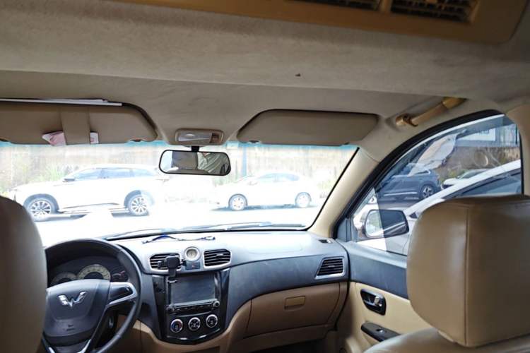 Used Wuling Hongguang 2014 1.2L S Comfort Model China IV Headliner