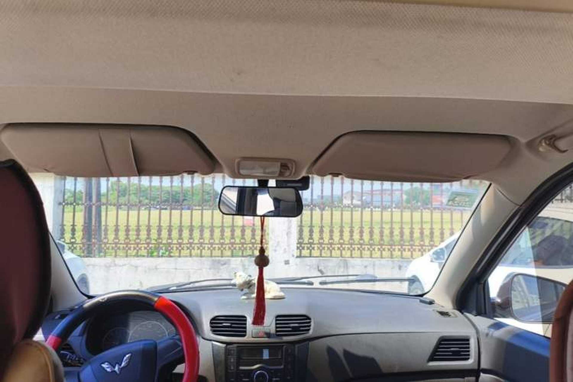 Used Wuling Hongguang 2014 1.5L S Standard Version Headliner