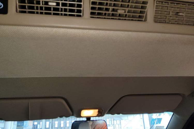 Used Wuling Hongguang 2014 1.5L S Standard Version Headliner