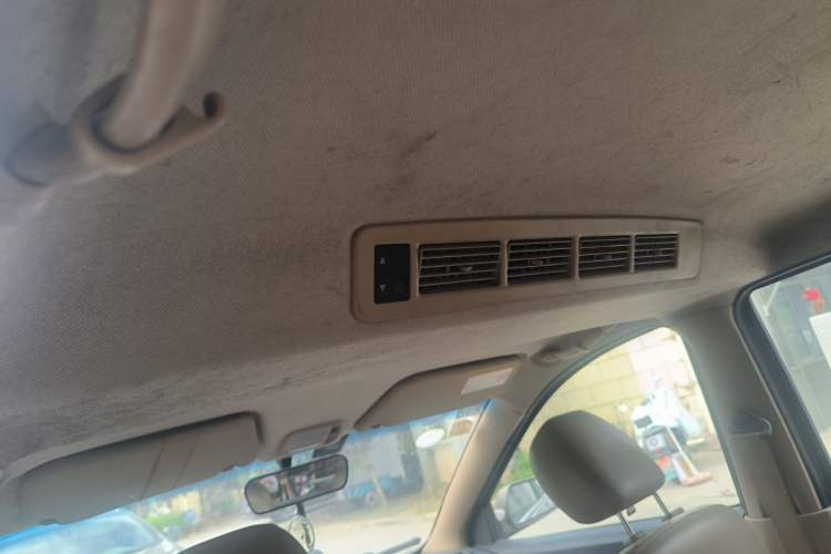 Used Wuling Hongguang 2014 1.5L S Luxury Model Headliner