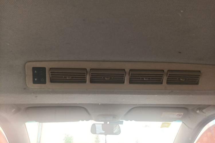 Used Wuling Hongguang 2014 1.5L S Comfort Model Headliner