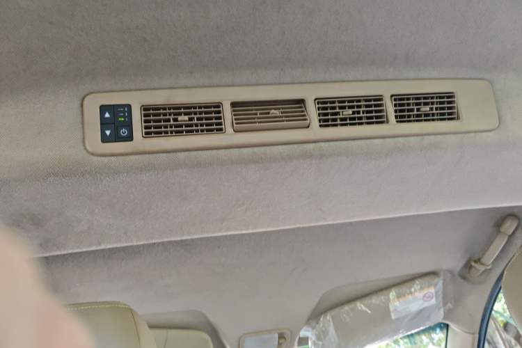 Used Wuling Hongguang 2014 1.5L S Luxury Model Headliner