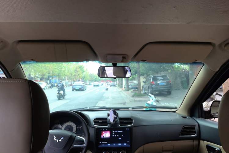 Used Wuling Hongguang 2014 1.5L S Comfort Model Headliner