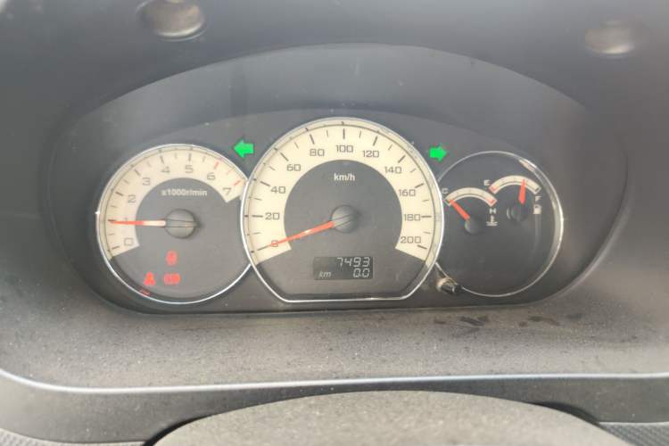 Used Wuling Hongguang 2014 1.5L S Luxury Model Instrument Cluster